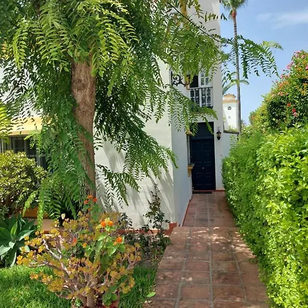 Apartamento Compartido Moraleja - * Estepona